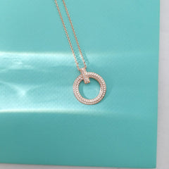 T WIRE PEDANT DIAMOND NECKLACE