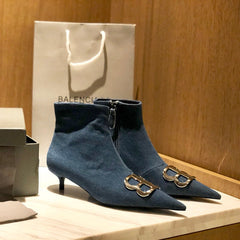 POINTED-TOE KITTEN HEEL 45 MM ANKLE BOOTS IN BLUE DENIM