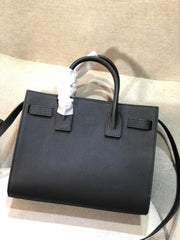 SAC DE 26 HANDBAG BLACK CALFSKIN