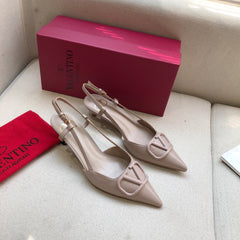 VLOGO SIGNATURE PALE PINK CALFSKIN HIGH SLINGBACK PUMP 4 CM