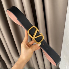 REVERSIBLE VLOGO SIGNATURE BELT IN GLOSSY BLACK BEIGE CALFSKIN GHW 40 MM