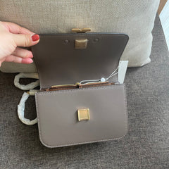 TRIOMPHE BOX 18 CALFSKIN GREY