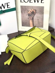 SMALL PUZZLE 24 BAG IN CLASSIC MEADOW GREEN CALFSKIN