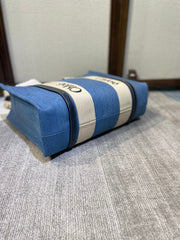 MEDIUM STRAP WOODY TOTE BAG 37 IN BLUE DENIM CANVAS DARK BLUE CALFSKIN