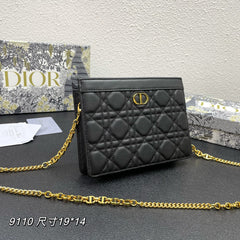 CARO POUCH 19 BAG IN BLACK CALFSKIN