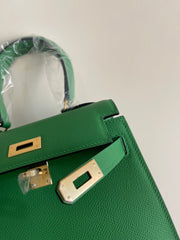 KELLY MINI 20 BAG IN EMERALD GREEN CALFSKIN WITH GOLD HARDWARE