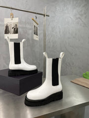 LUG CHELSEA BOOT IN WHITE CALFSKIN