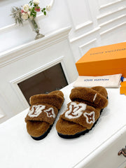 DAD SANDAL MULE IN CARAMEL BROWN MIX WHITE FLEECE