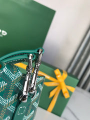 MONTMARTRE GM CASE 18 IN GREEN GOYARDINE CANVAS