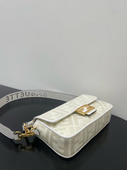 FENDI 26 BAGUETTE WHITE NAPPA LEATHER BAG WITH GOLD HARDWARE