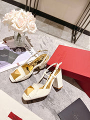 ONE STUD WHITE PATENT LEATHER LACE-UP HIGH HEELS 85 MM