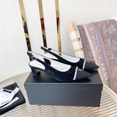 CC SLINGBACK 25S 30 MM IN BLACK SUEDE WITH SILVER HARDWARE