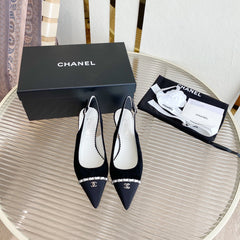 CC SLINGBACK 25S 30 MM IN BLACK SUEDE WITH SILVER HARDWARE