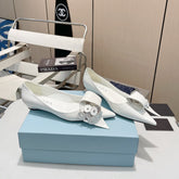 BALLET FLATS POINTED TOE IN WHITE SHINY CALFSKIN ATTACHED FLOWERS