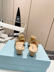 SLINGBACK KITTEN HEEL IN TORTILLA BROWN SHINY CALFSKIN ATTACHED FLOWERS