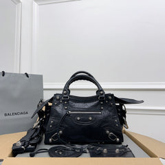 NEO CAGOLE 26 IN BLACK LAMBSKIN