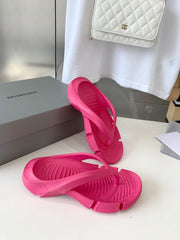 THONG SANDALS IN CABARET PINK RUBBER