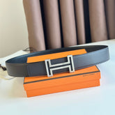 HM BELT BUCKLE & REVERSIBLE BLACK LEATHER STRAP 38MM SILVER HARDWARE