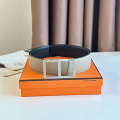 HM BELT BUCKLE & REVERSIBLE GREY PASTEL AND BLACK LEATHER STRAP 38MM SILVER HARDWARE