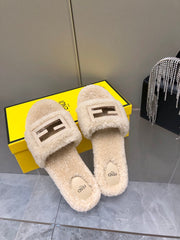 FENDI BAGUETTE SLIDE SLIPPERS IN BEIGE WOOL