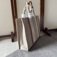 LAGRE WOODY TOTE BAG 45 IN BEIGE LINEN CANVAS WEBBING LOGO EMBROIDERY BROWN CALFSKIN