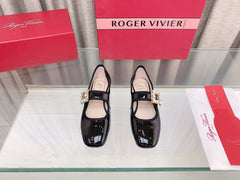 TRÈS VIVIER MARY JANE BLACK PATENT CALFSKIN CRYSTAL BUCKLE