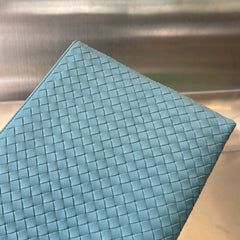 INTRECCIATO 30 IN SKY BLUE LAMBSKIN