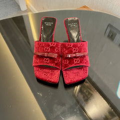 GG VELVET HIGH HEEL SANDALS WITH BEAUTIFUL LOGO DETAILS WINE RED
