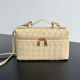 BANG BANG 22 VANITY CASE IN BEIGE CREAM CALFSKIN