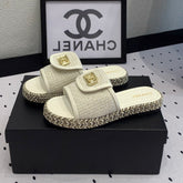 Double CC Women New Trendy Calfskin Slippers White