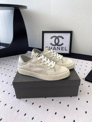 CASUAL SHOES IN GREY LAMBSKIN