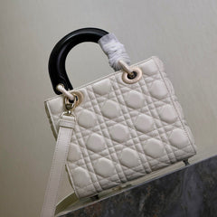 LADY BAG 20 IN WHITE QUILTED MACROCANNAGE CALFSKIN BLACK STRAP