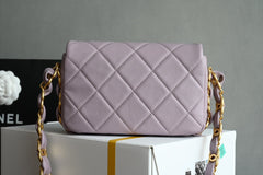 CHANEL 25S FLAP BAG 21 CM IN LIGHT PURPLE LAMBSKIN WITH GOLD HARDWARE