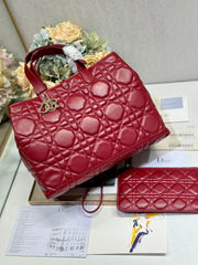 MEDIUM 37 TOUJOURS BAG IN RUBY RED MACROCANNAGE LAMBSKIN