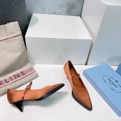 POINTED TOE MEDIUM HEEL PUMPS IN BURNT ORANGE SILK