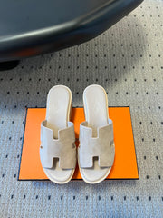 EZE SANDAL PLATFORM 85 MM IN PALE GRAY SUEDE