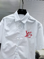 LV SHORT-SLEEVED SHIRT IN WHITE COTTON PINK LOGO 238814