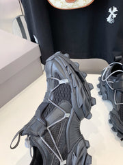 HIKE SNEAKER IN BLACK MESH, POLYURETHANE AND POLYESTER