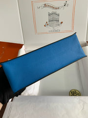 KELLY DANSE 22 EVERCOLOR BLUE IN CALFSKIN SLIVER HARDWARE