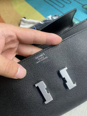 CONSTANCE SHOULDER BAG IN BLACK CALFSKIN