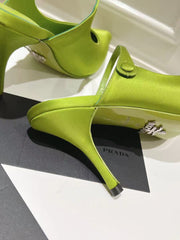 PRA 75 POINTED SATIN MULES IN GREEN FLEECE HEEL