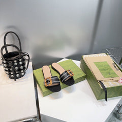 GG BAMBOO BUCKLE FLAT SANDALS BLACK