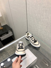 LOW TOP CASUAL SHOES IN BISQUE BEIGE LAMBSKIN AND SUEDE