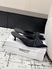 KNIFE LAVALIÈRE 45MM MULE IN BLACK NYLON JERSEY