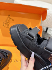 LV WEDGE SANDALS 25S 55 MM IN BLACK CALFSKIN