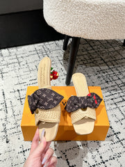 LV CHERRY HIGH HEELS 25S IN BEIGE RAFFIA WITH BOW STYLE 13