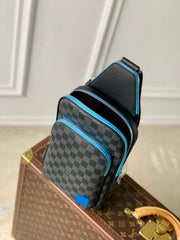 AVENUE SLINGBAG 31 IN BLACK AND GREY DAMIER GRAPHITA CANVAS CALFSKIN