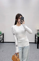 CHANEL 25S LONG-SLEEVE CREW NECK T-SHIRT 406