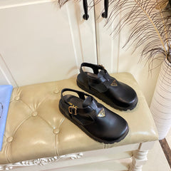 RUBBER SOLE SANDALS IN BLACK SMOOTH LAMBSKIN
