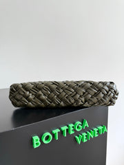 KELIMERO CHA-CHA CLUTCH 28.5 IN DARK GREEN LAMBSKIN